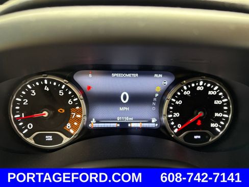 Used 2019 Jeep Renegade Limited w/ Quick Order Package 22P AWD/4WD image 7
