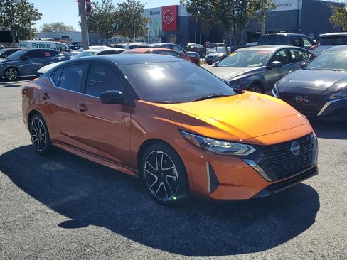 Certified 2024 Nissan Sentra SR image 3