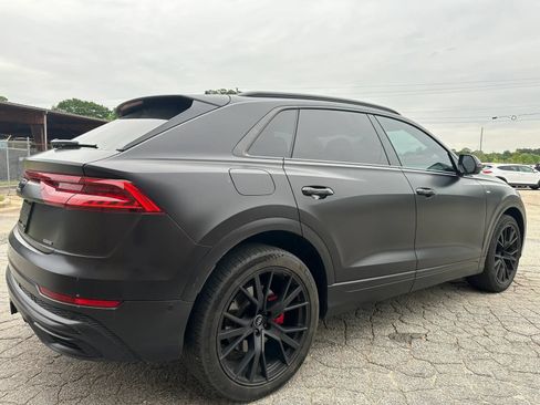 Used 2019 Audi Q8 Prestige w/ Luxury Package AWD/4WD image 11