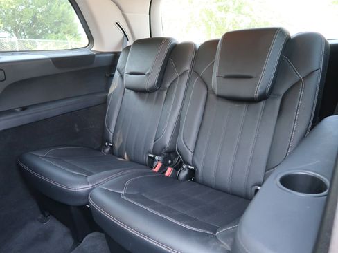 Used 2014 Mercedes-Benz GL 350 BlueTEC 4MATIC image 41