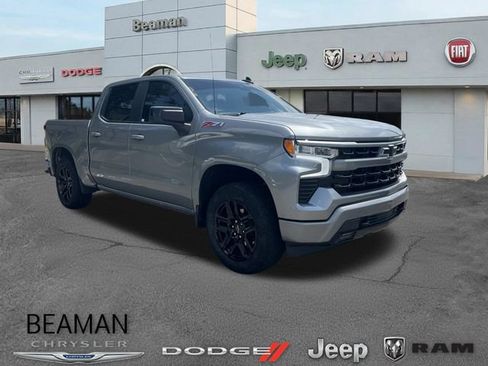 Used 2024 Chevrolet Silverado 1500 RST w/ Convenience Package II AWD/4WD image 1