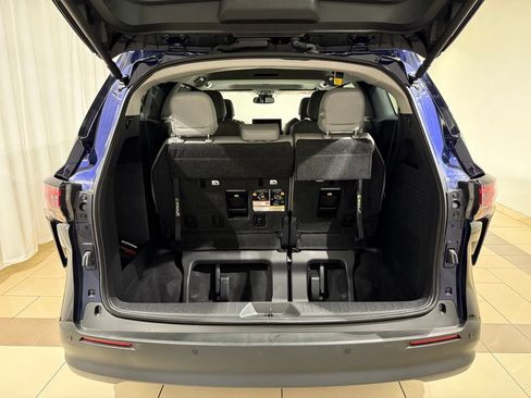 Certified 2025 Toyota Sienna XLE w/ XLE Plus Package AWD/4WD image 11