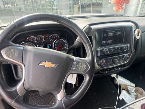 Used 2018 Chevrolet Silverado 1500 LT w/ Texas Edition RWD image 14