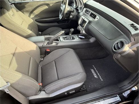 Used 2013 Chevrolet Camaro SS image 12