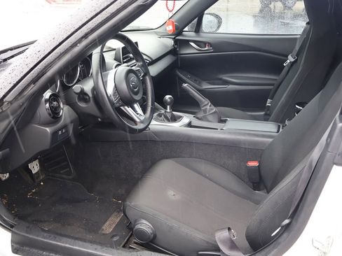 Used 2016 MAZDA MX-5 Miata Sport image 4