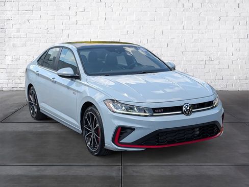 Used 2025 Volkswagen Jetta GLI Autobahn FWD image 1