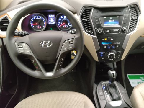 Used 2016 Hyundai Santa Fe SE AWD/4WD image 22