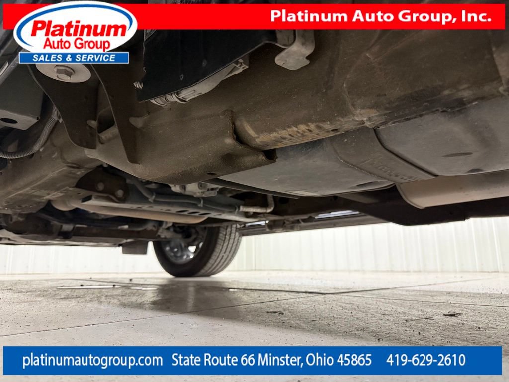Used 2021 GMC Yukon Denali w/ Denali Premium Package AWD/4WD image 9