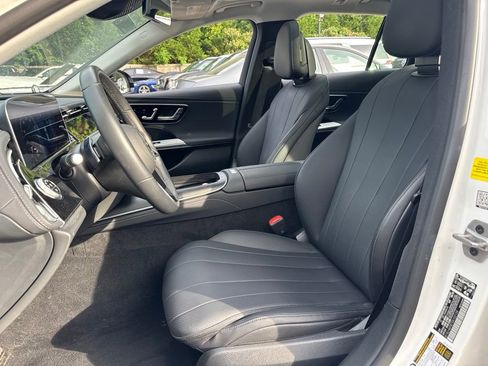 Used 2025 Mercedes-Benz E 450 4MATIC All-Terrain Wagon w/ MBUS Superscreen Package image 5