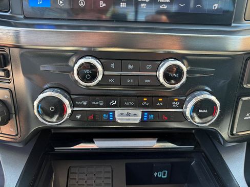 Used 2024 Ford F350 Lariat w/ Lariat Ultimate Package AWD/4WD image 23