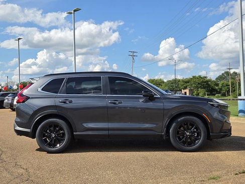Used 2024 Honda CR-V Sport image 4