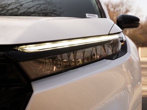 Used 2026 Honda CR-V Sport-L image 11