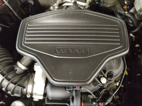 Used 2017 GMC Acadia Denali w/ Technology Package FWD image 30