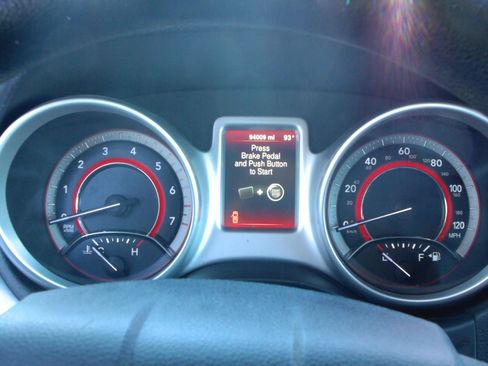 Used 2016 Dodge Journey SXT w/ Comfort/Convenience Group FWD image 13