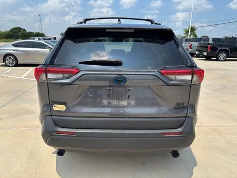 Used 2024 Toyota RAV4 XLE Premium AWD/4WD image 5