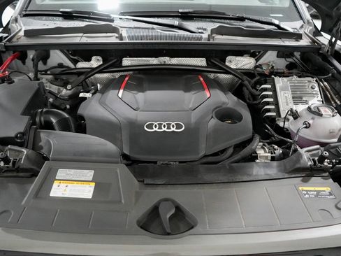 Used 2025 Audi SQ5 Premium Plus w/ Premium Plus Package image 40