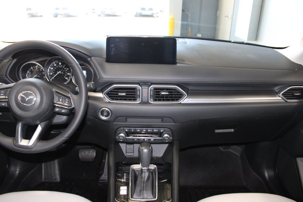 Used 2024 MAZDA CX-5 AWD 2.5 S w/ Preferred Package image 15