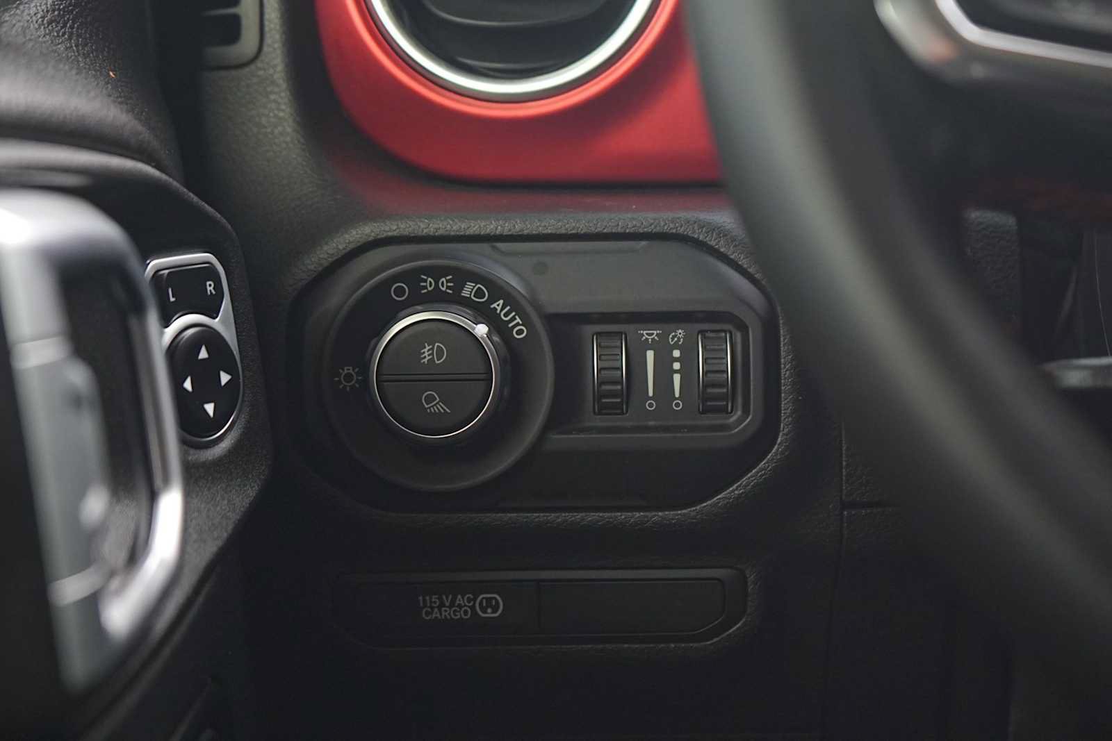 Used 2021 Jeep Gladiator Rubicon AWD/4WD image 22