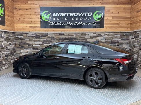 Used 2023 Hyundai Elantra SEL FWD image 14