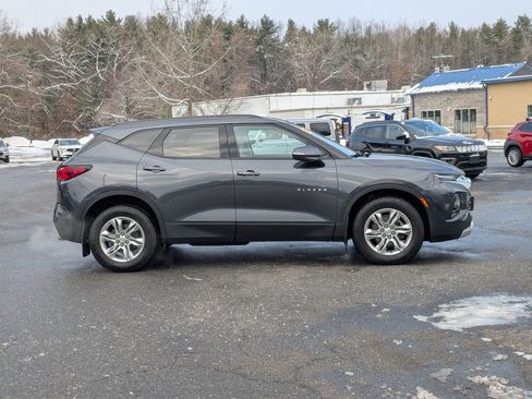 Used 2022 Chevrolet Blazer LT image 11