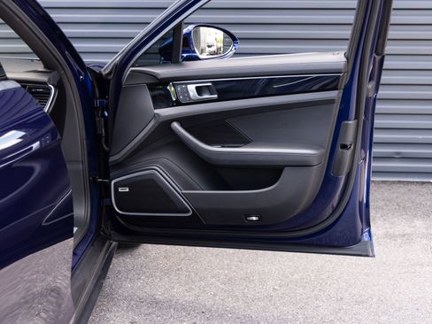 Certified 2022 Porsche Panamera 4S w/ Premium Package AWD/4WD image 28