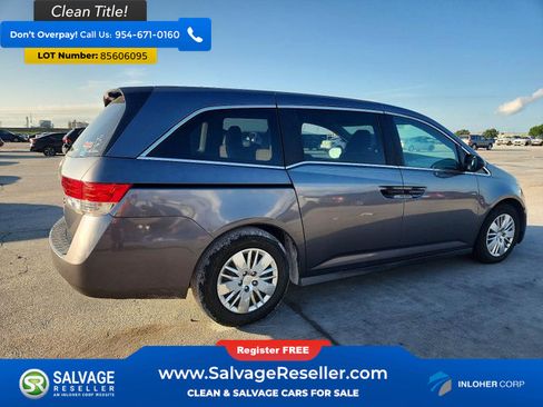 Used 2016 Honda Odyssey LX image 4