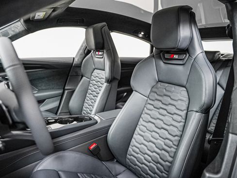 New 2026 Audi RS e-tron GT performance AWD/4WD image 10