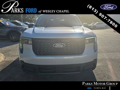 Used 2026 Ford Maverick Lariat w/ Black Appearance Package image 1