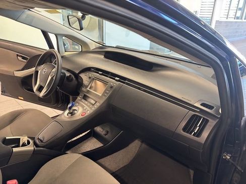Used 2012 Toyota Prius Two image 17