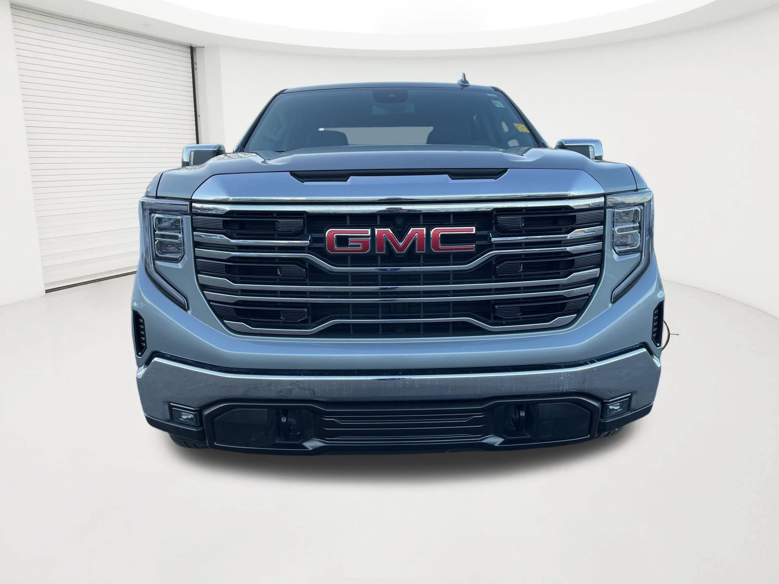 Used 2025 GMC Sierra 1500 SLT AWD/4WD image 8
