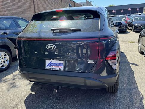 Certified 2026 Hyundai Kona SE AWD/4WD image 8