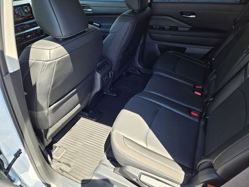 New 2026 Nissan Pathfinder SL w/ Cargo Package FWD image 11