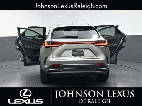 Used 2022 Lexus NX 250 AWD image 36