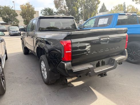 Used 2025 Toyota Tacoma SR5 RWD image 4