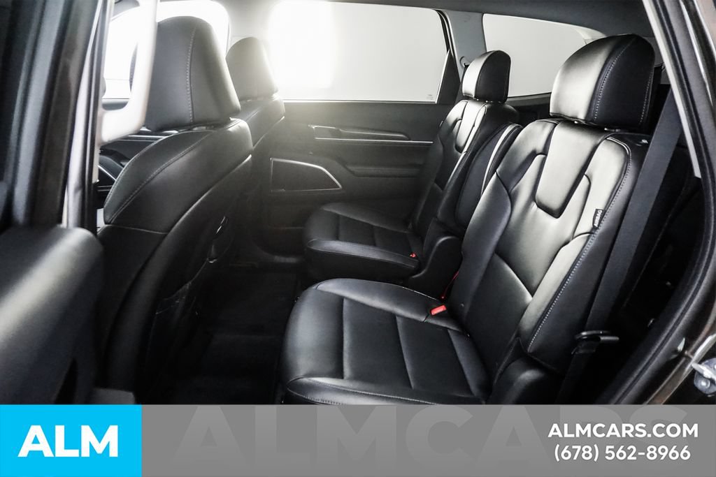 Used 2024 Kia Telluride S w/ S Sunroof Package FWD image 17