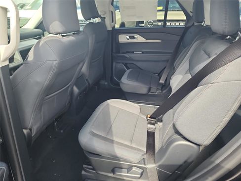 New 2026 Ford Explorer Active image 17