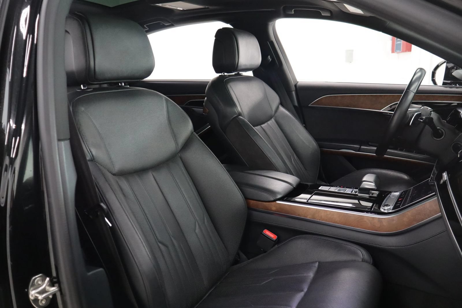 Used 2019 Audi A8 L 3.0T w/ Executive Package AWD/4WD image 32