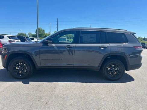 Used 2026 Jeep Grand Cherokee L 4WD image 6