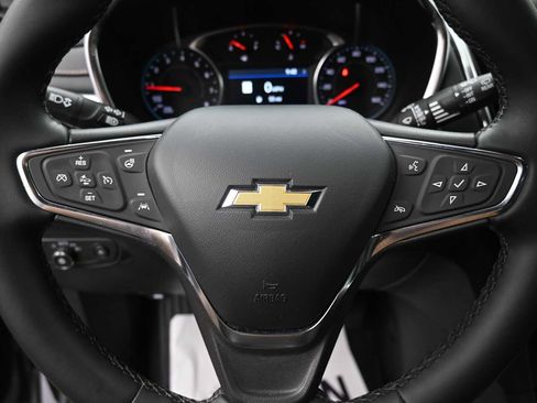 Used 2024 Chevrolet Equinox Premier AWD/4WD image 6