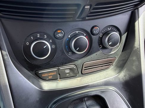 Used 2015 Ford Escape SE FWD image 40