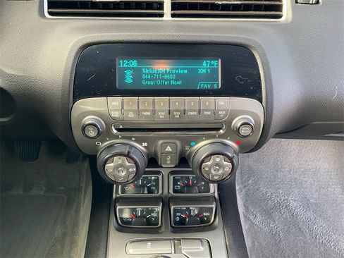 Used 2010 Chevrolet Camaro SS image 12