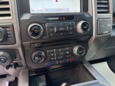 Used 2018 Ford F150 Raptor w/ Equipment Group 802A Luxury AWD/4WD image 35