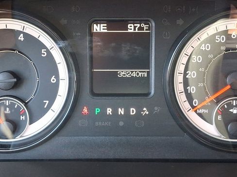 Used 2024 RAM 1500 Classic SLT image 19