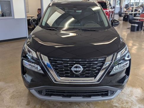 Used 2023 Nissan Rogue SV image 8