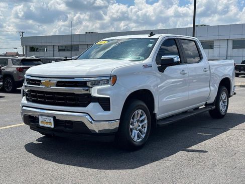 Certified 2025 Chevrolet Silverado 1500 LT AWD/4WD image 8