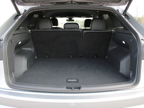 Used 2025 Volkswagen Atlas Cross Sport SE image 20