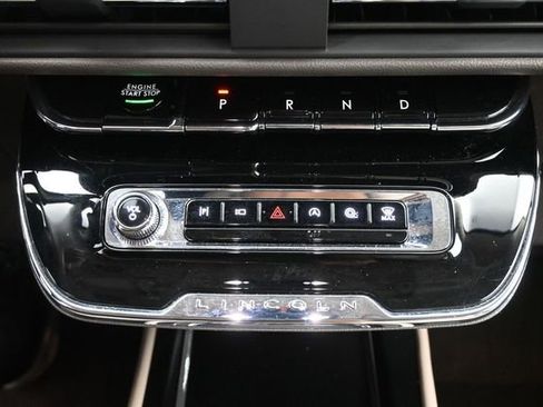 Used 2023 Lincoln Corsair AWD image 17