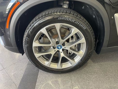 Used 2024 BMW X5 xDrive50e AWD/4WD image 22