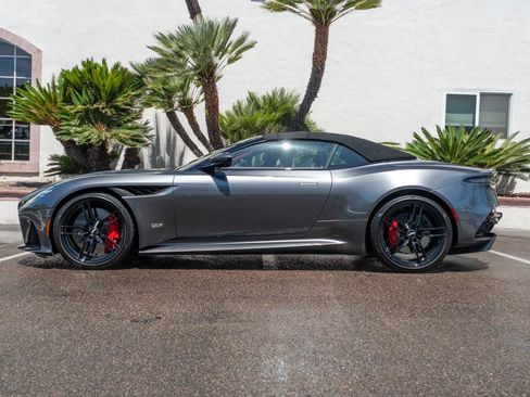 Used 2020 Aston Martin DBS Superleggera Volante RWD image 8