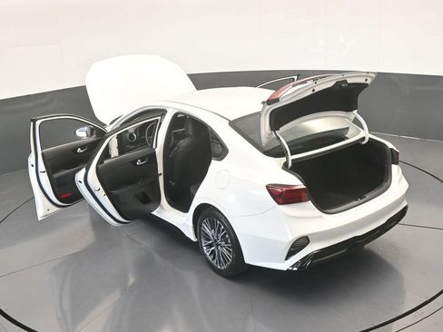 Used 2024 Kia Forte GT-Line image 65